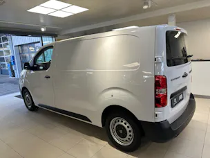 Peugeot Expert Kaw. Standard 1.5 BlueHDi 120 S/S