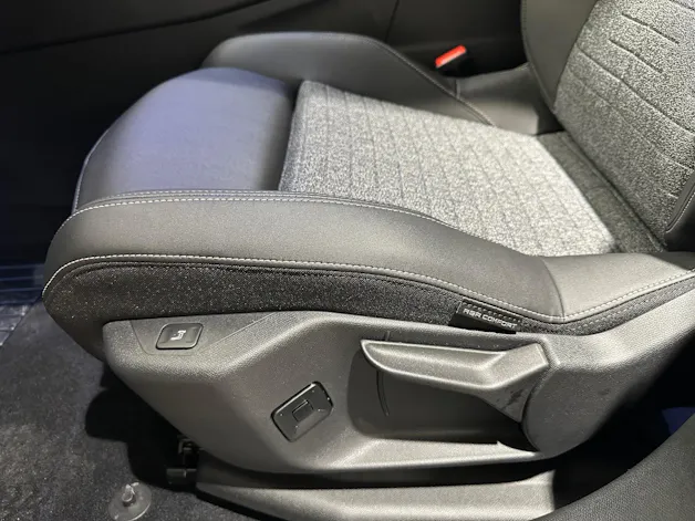Peugeot 5008 1.2 Hybrid Allure Premium