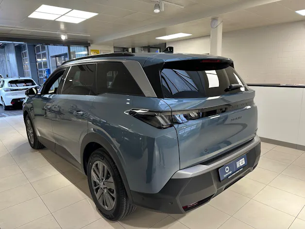 Peugeot 5008 1.2 Hybrid Allure Premium