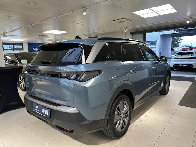 Peugeot 5008 1.2 Hybrid Allure Premium