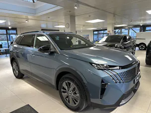Peugeot 5008 1.2 Hybrid Allure Premium
