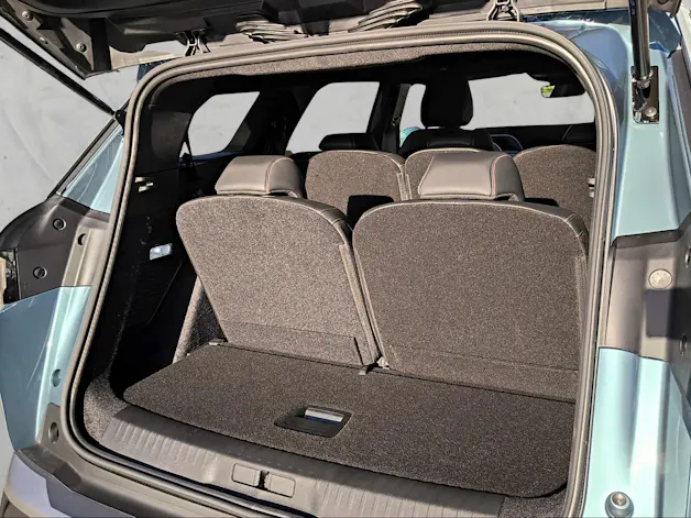 PEUGEOT 5008 1.2 Hybrid Allure Premium