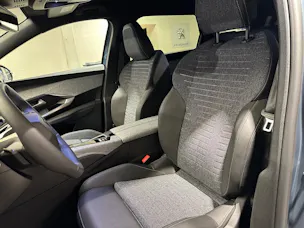 Peugeot 5008 1.2 Hybrid Allure Premium