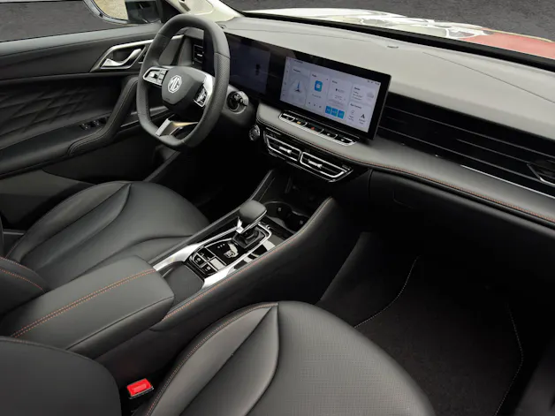 MG HS 1.5 PHEV Luxury