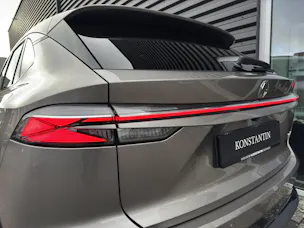 MG HS 1.5 PHEV Luxury