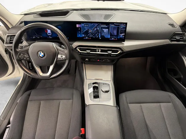 BMW 320d xDrive Touring