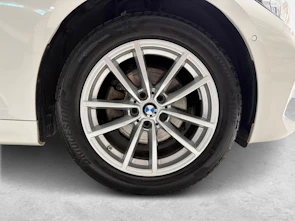 Fahrzeugbild BMW 320d xDrive Touring