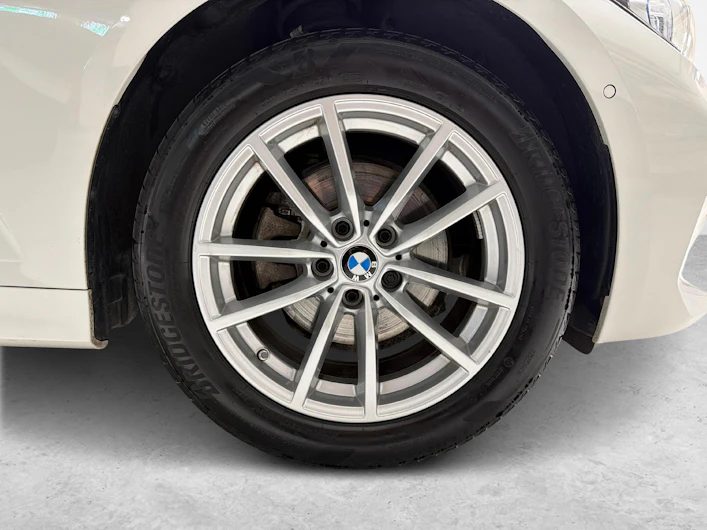 Fahrzeugbild BMW 3 SERIES