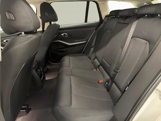 BMW 320d xDrive Touring