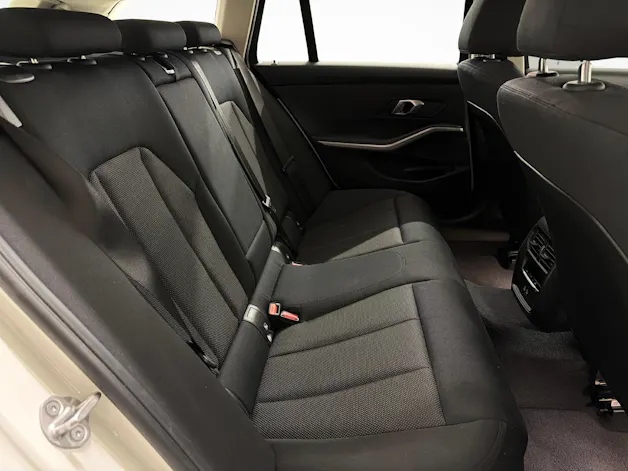 BMW 320d xDrive Touring