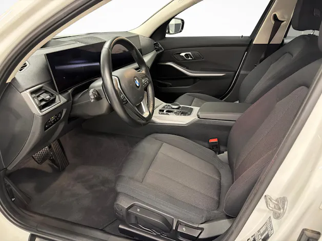 BMW 320d xDrive Touring