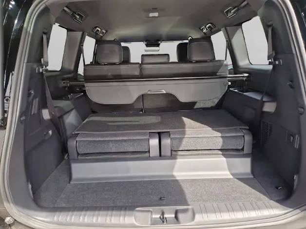 Toyota Land Cruiser 2.8 D 48V Style 48094/007