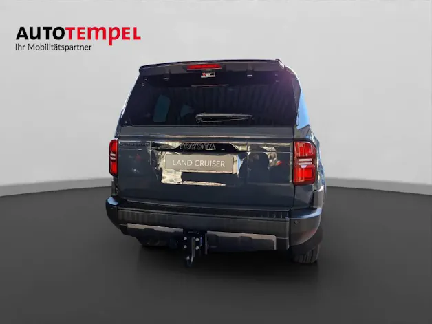 Toyota Land Cruiser 2.8 D 48V Invinci 48095/007