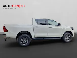 Toyota Hilux Double Cab.-Pick-up 2.8 48038/004