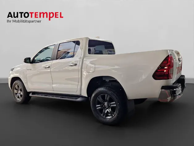Toyota Hilux Double Cab.-Pick-up 2.8 48038/004