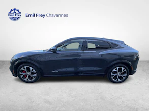 https://vehicle.imgix.net/4211363/197a7427-24d2-453d-8044-fd54bec17c66.jpg