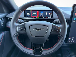 image du véhicule FORD Mustang Mach-E Standard AWD