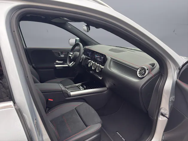 Mercedes-Benz EQA 300 AMG Line 4matic