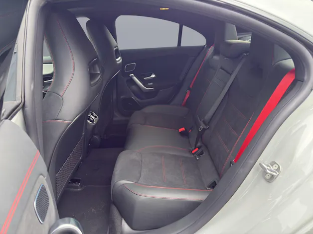 Mercedes-Benz CLA 35 AMG 4matic