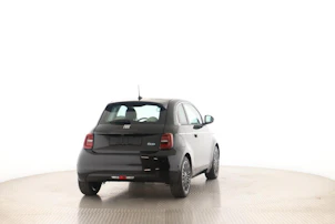image du véhicule FIAT 500 1.0 Hybrid La Prima