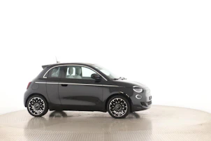 image du véhicule FIAT 500 1.0 Hybrid La Prima