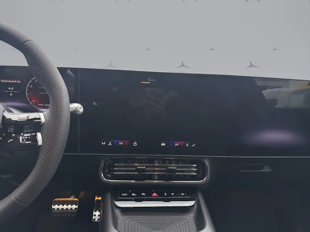 Mercedes-Benz CLA 220 AMG Line