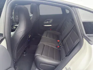 Mercedes-Benz CLA 220 AMG Line