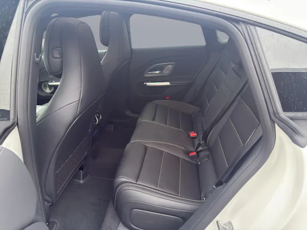 Mercedes-Benz CLA 220 AMG Line