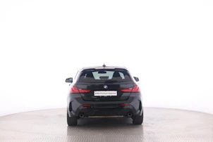 image du véhicule BMW 120i