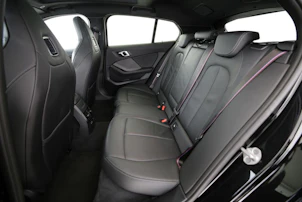 image du véhicule BMW 120i