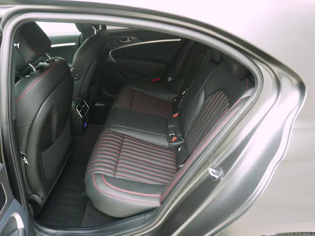 Genesis G70 Shooting Brake 2.0T Sport AWD