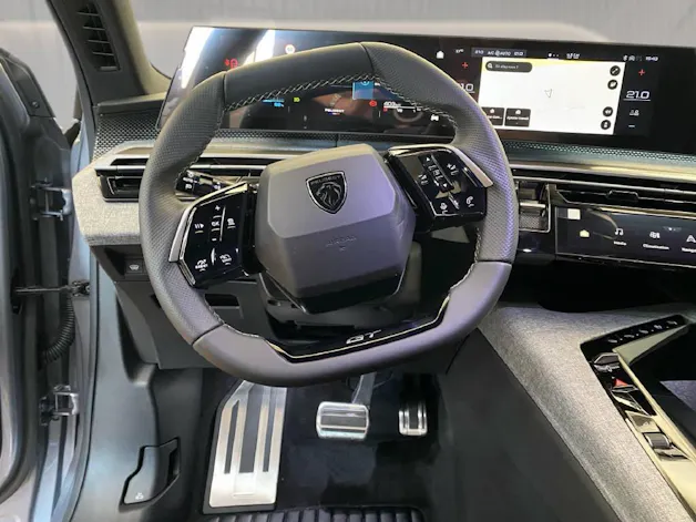 Peugeot 3008 Plug-in Hybrid 225 e-DCS7 GT
