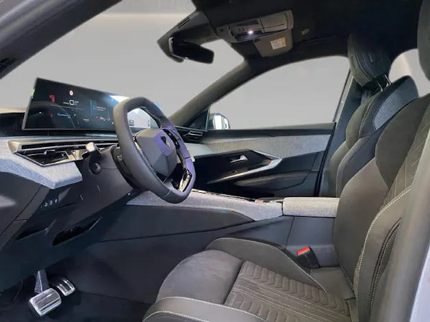 Peugeot 3008 Plug-in Hybrid 225 e-DCS7 GT