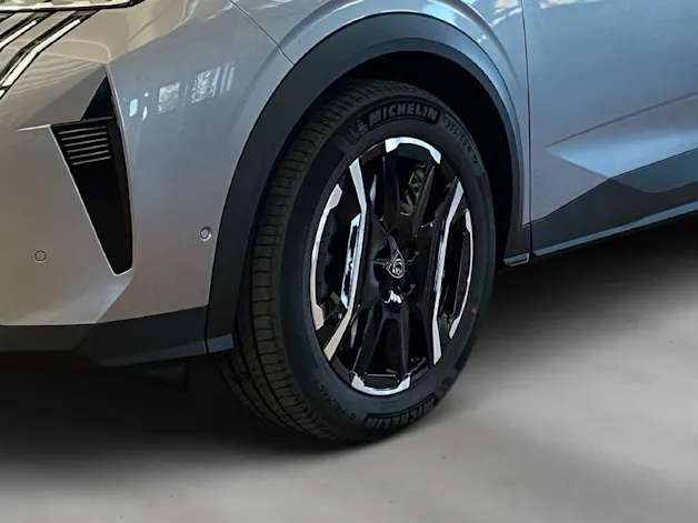 Peugeot 3008 Plug-in Hybrid 225 e-DCS7 GT