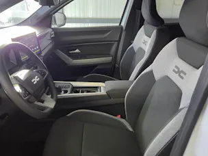 Dacia Bigster 1.8 Hybrid Journey