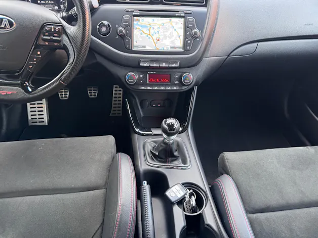 Kia Cee'd 1.6 GDi Turbo GT