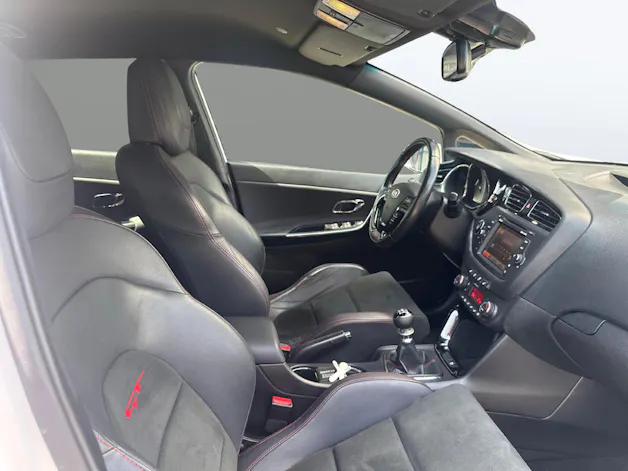 Kia Cee'd 1.6 GDi Turbo GT