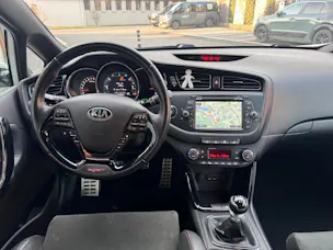 Kia Cee'd 1.6 GDi Turbo GT