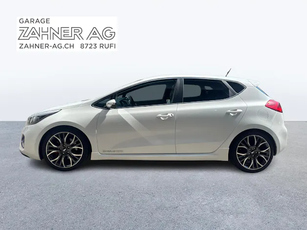 Kia Cee'd 1.6 GDi Turbo GT
