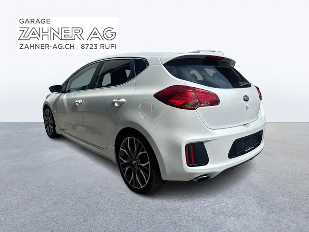 Kia Cee'd 1.6 GDi Turbo GT