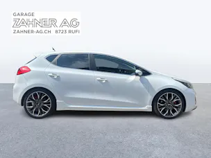 Kia Cee'd 1.6 GDi Turbo GT