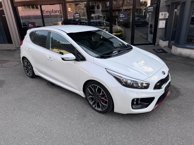 Kia Cee'd 1.6 GDi Turbo GT