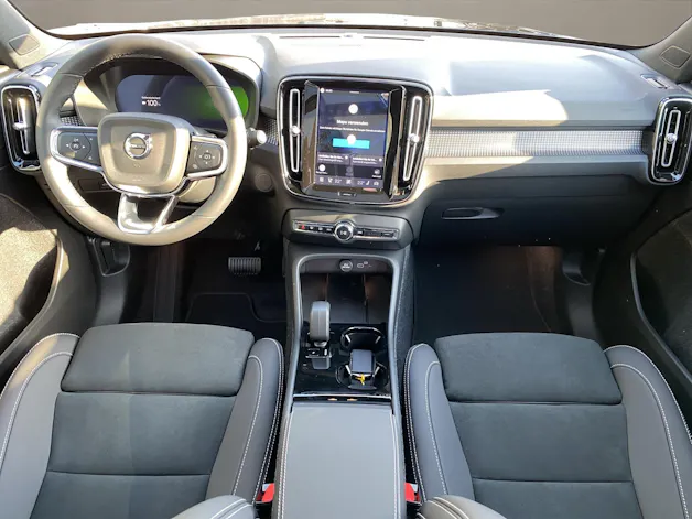 Volvo EX40 Twin XCENTRIC Edition AWD