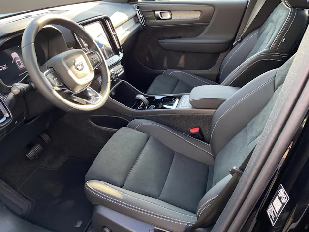 Volvo EX40 Twin XCENTRIC Edition AWD