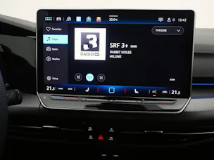 VW Golf VIII Variant 1.5 eTSI R-Line DSG