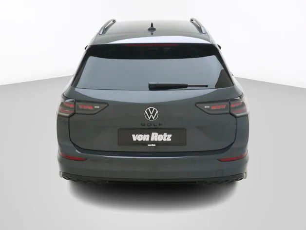 VW Golf VIII Variant 1.5 eTSI R-Line DSG