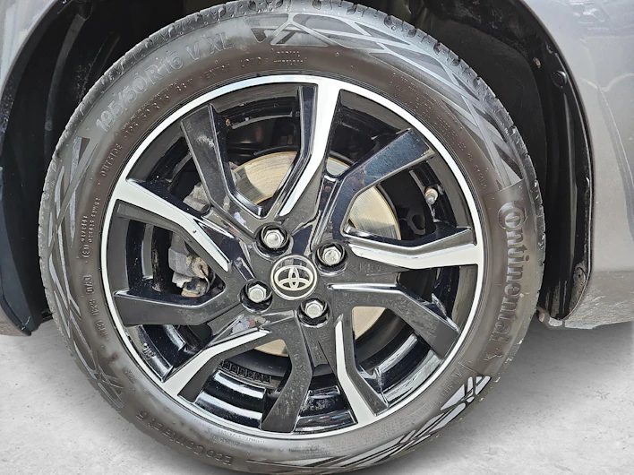 Fahrzeugbild TOYOTA YARIS