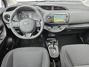 Fahrzeugbild TOYOTA Yaris 1.5 VVT-i HSD Trend