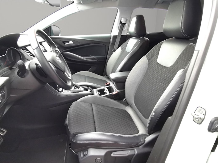 image du véhicule OPEL GRANDLAND X