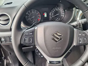 Suzuki Vitara 1.4 T Sakura Top Hybrid 4x4